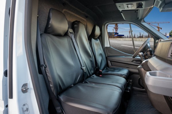 Autositzbezüge passend für Nissan Interstar ab 2024 – Kunstleder