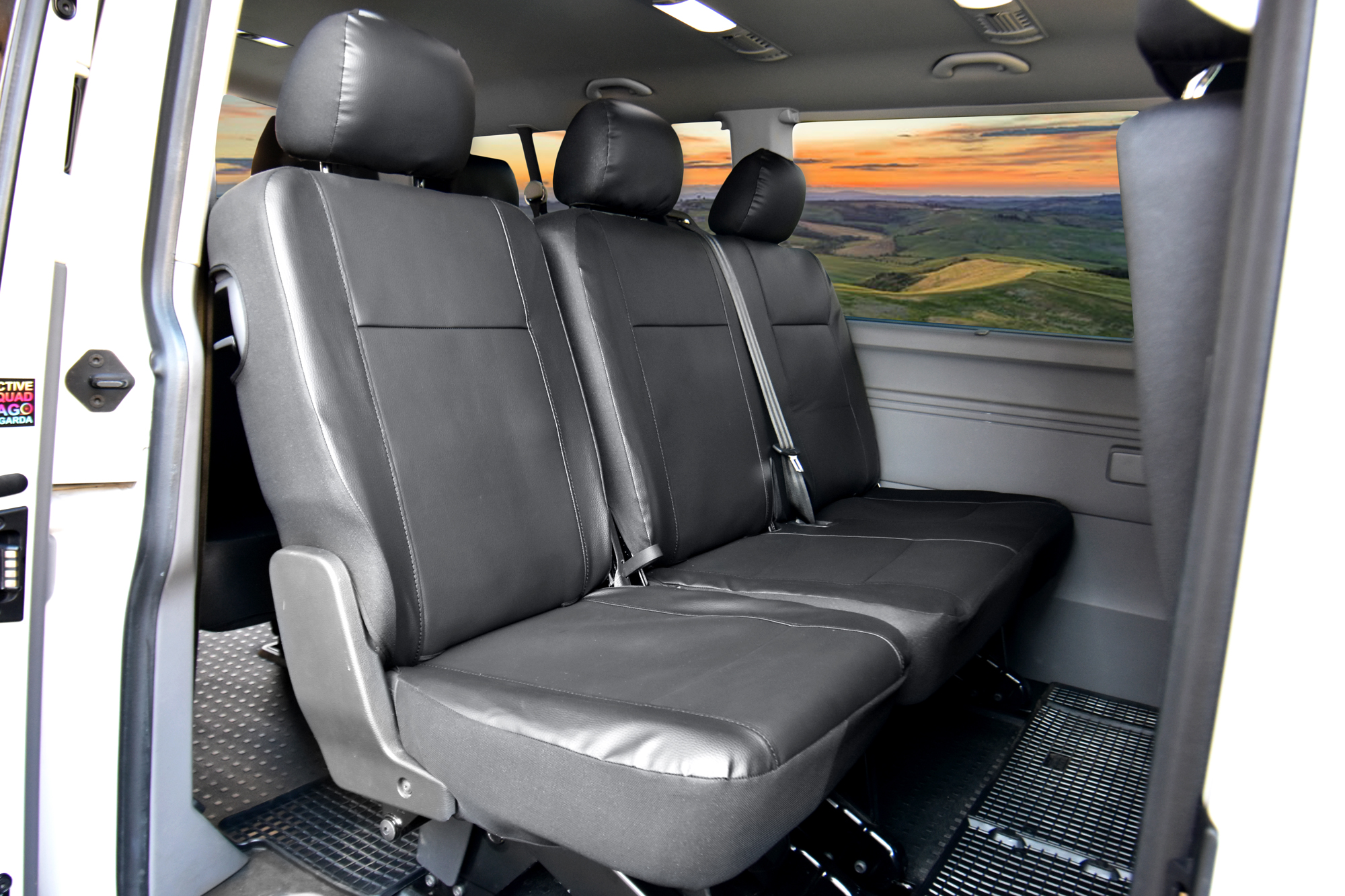 Sitzbezüge Kunstleder passgenau passend für VW T6 Transporter